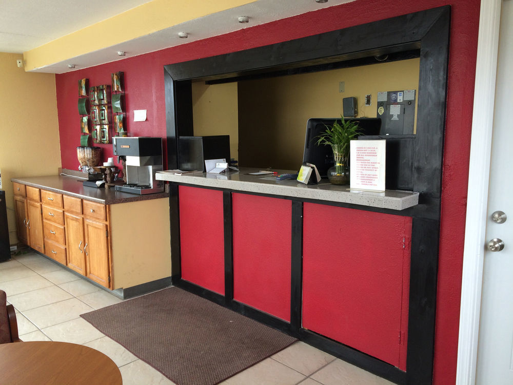Hutchinson Inn Extérieur photo